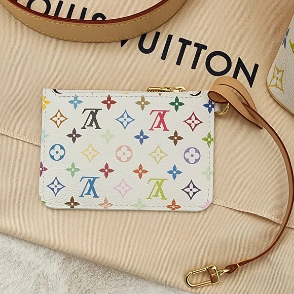 Auth BNIB LV X TM MC All In BB - Picture 5 of 11